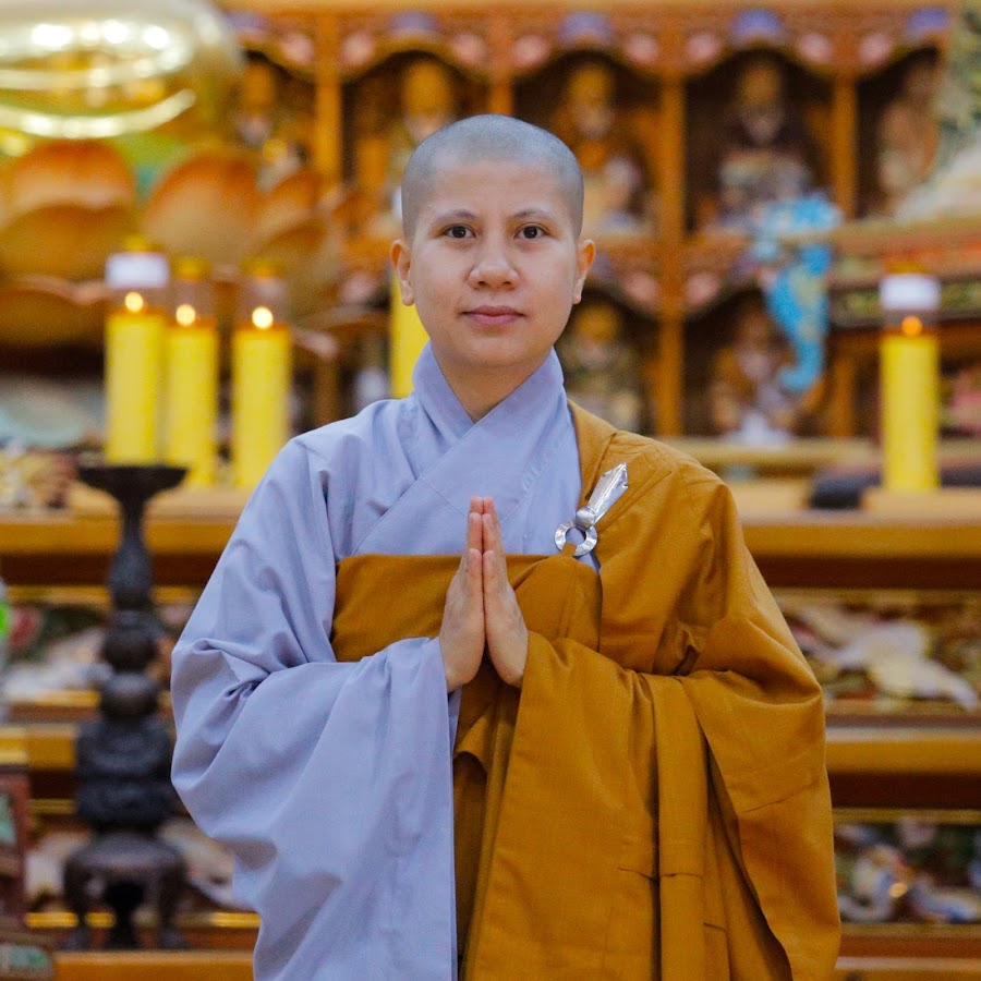 Tiểu sử sư cô Giác Lệ Hiếu tên thật là gì? Bao nhiêu tuổi, sinh năm nào