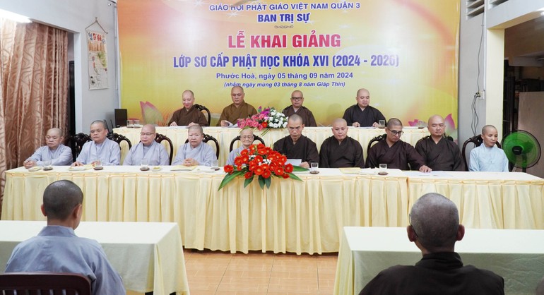 Lớp Sơ cấp Phật học Q.3 khai giảng cho Tăng Ni sinh khóa XVI năm học 2024-2026