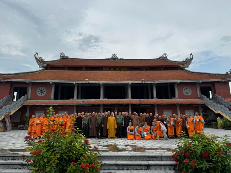 Bắc Giang: Hội nghị phổ biến chính sách pháp luật tín ngưỡng, tôn giáo đến chức sắc, chức việc