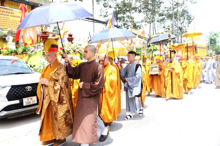 Đồng Tháp: Lễ truy niệm, phụng tống kim quan Hòa thượng Thích Chơn Minh nhập bảo tháp